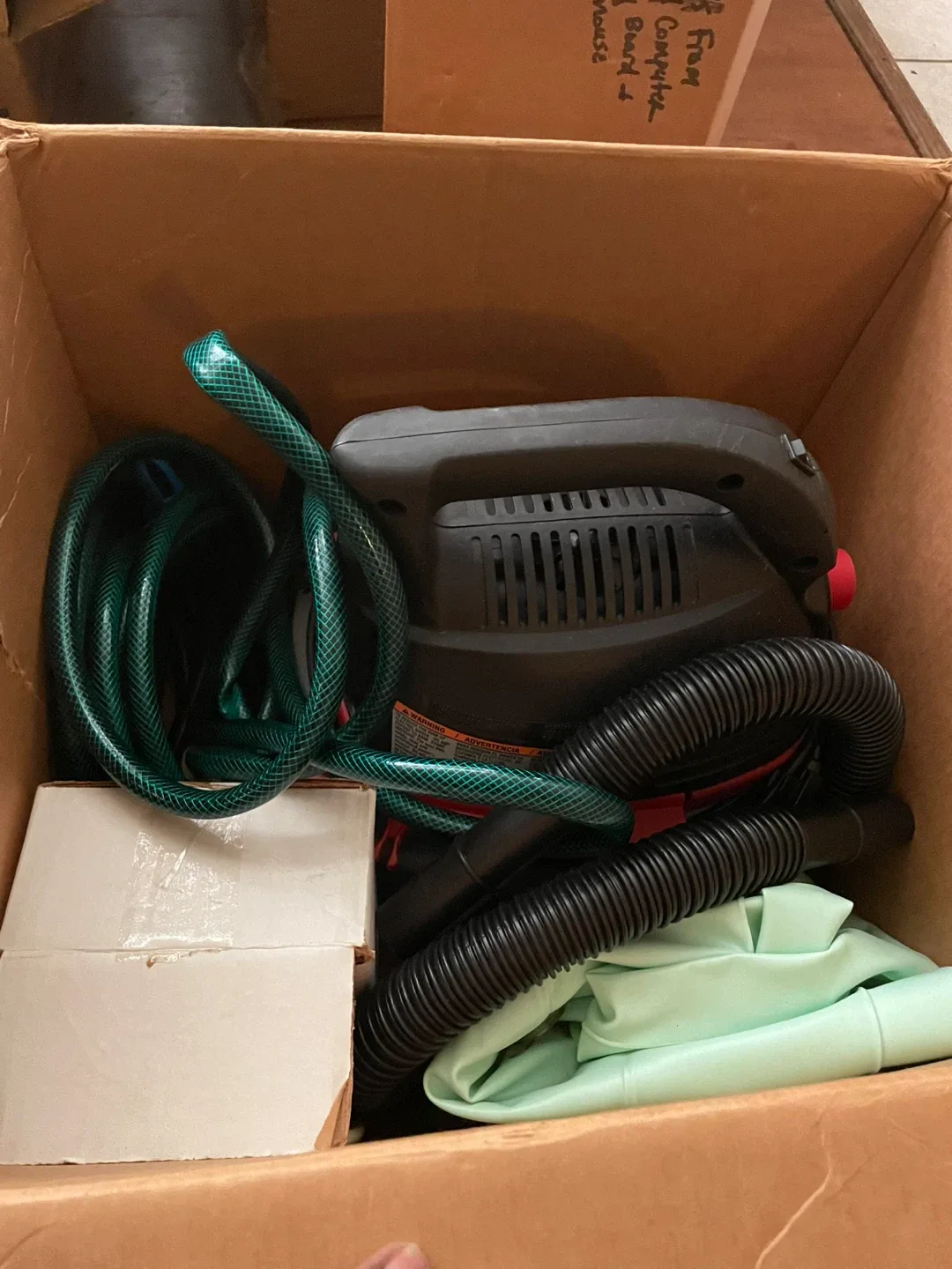 EZ-Bathe Inflatable Bath Tub with Accessories image indicator(3)