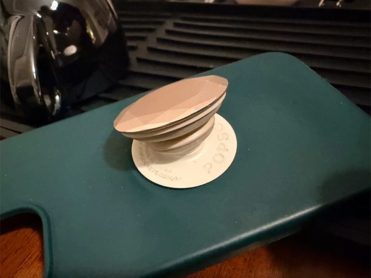 iPh14 ~ Ornarto Liquid Silicone Case with Popsocket image indicator(3)