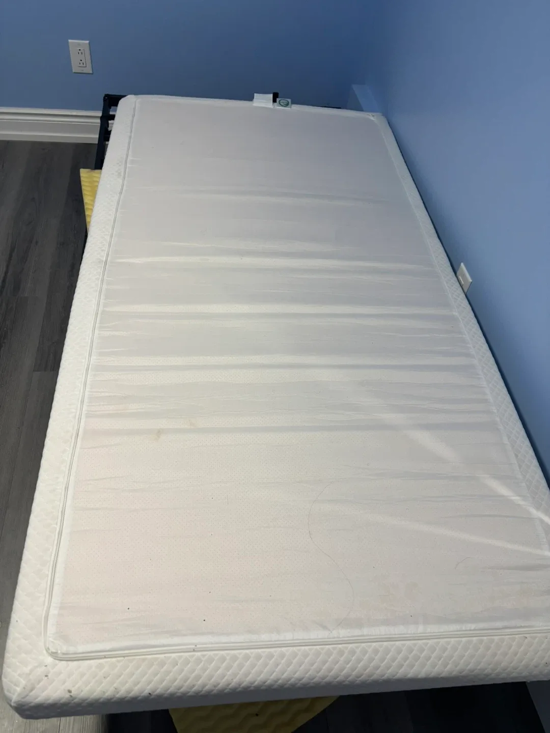 Twin XL Size Bed Frame with Mattress image indicator(10)