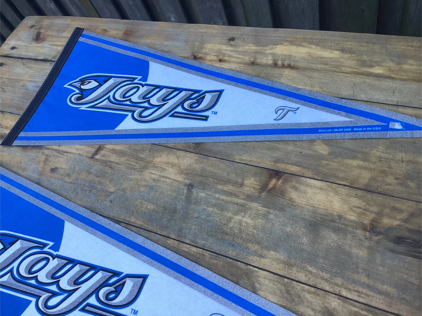 4 TORONTO BLUE JAYS Pennants ! - photo 5