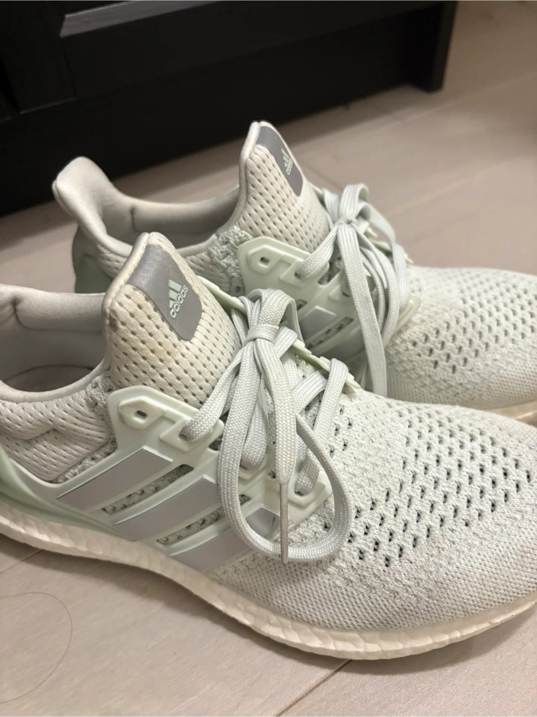 Adidas Ultraboost Women's Size 7.5 US - photo 2