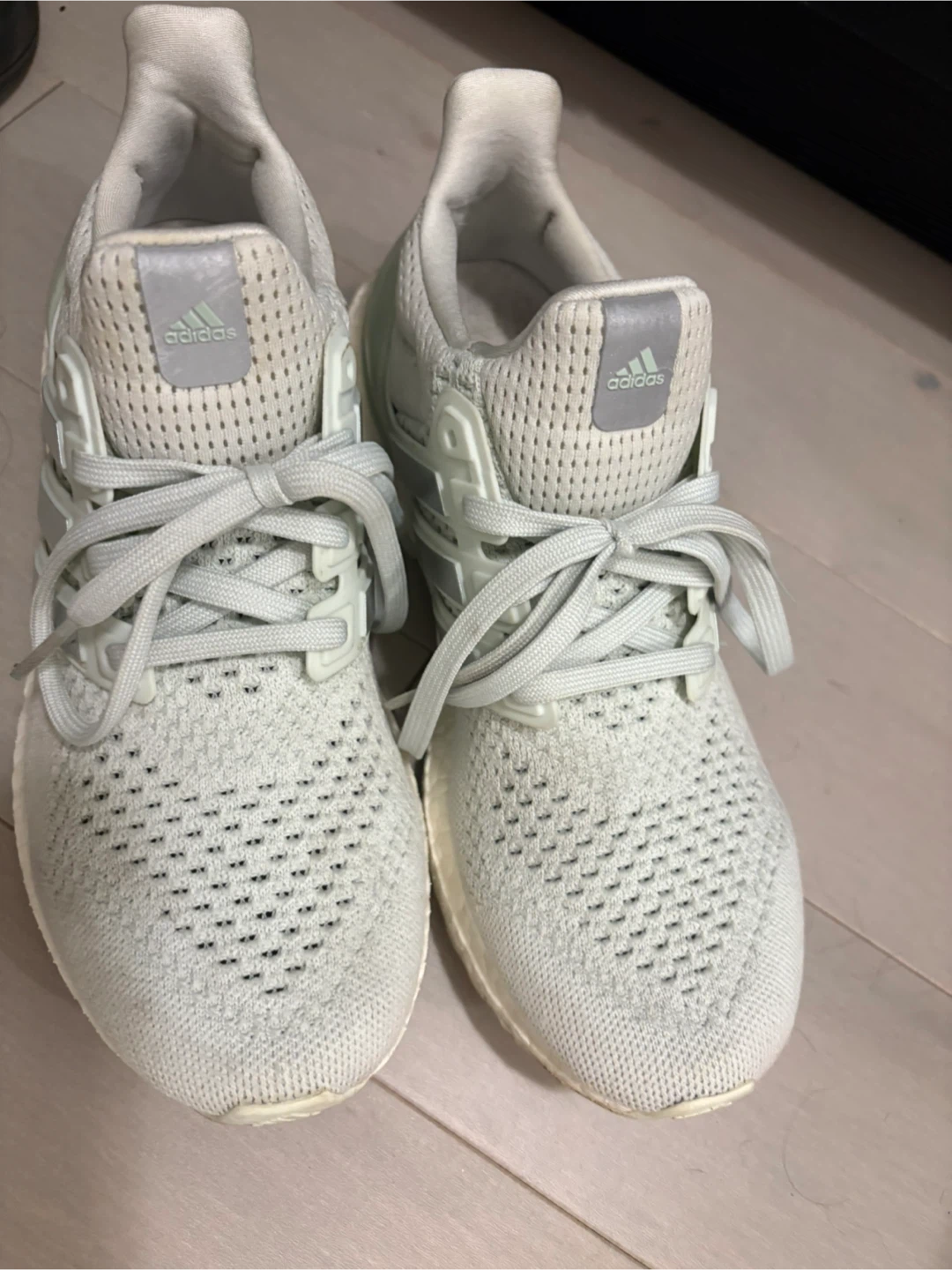Adidas Ultraboost Women's Size 7.5 US - photo 4