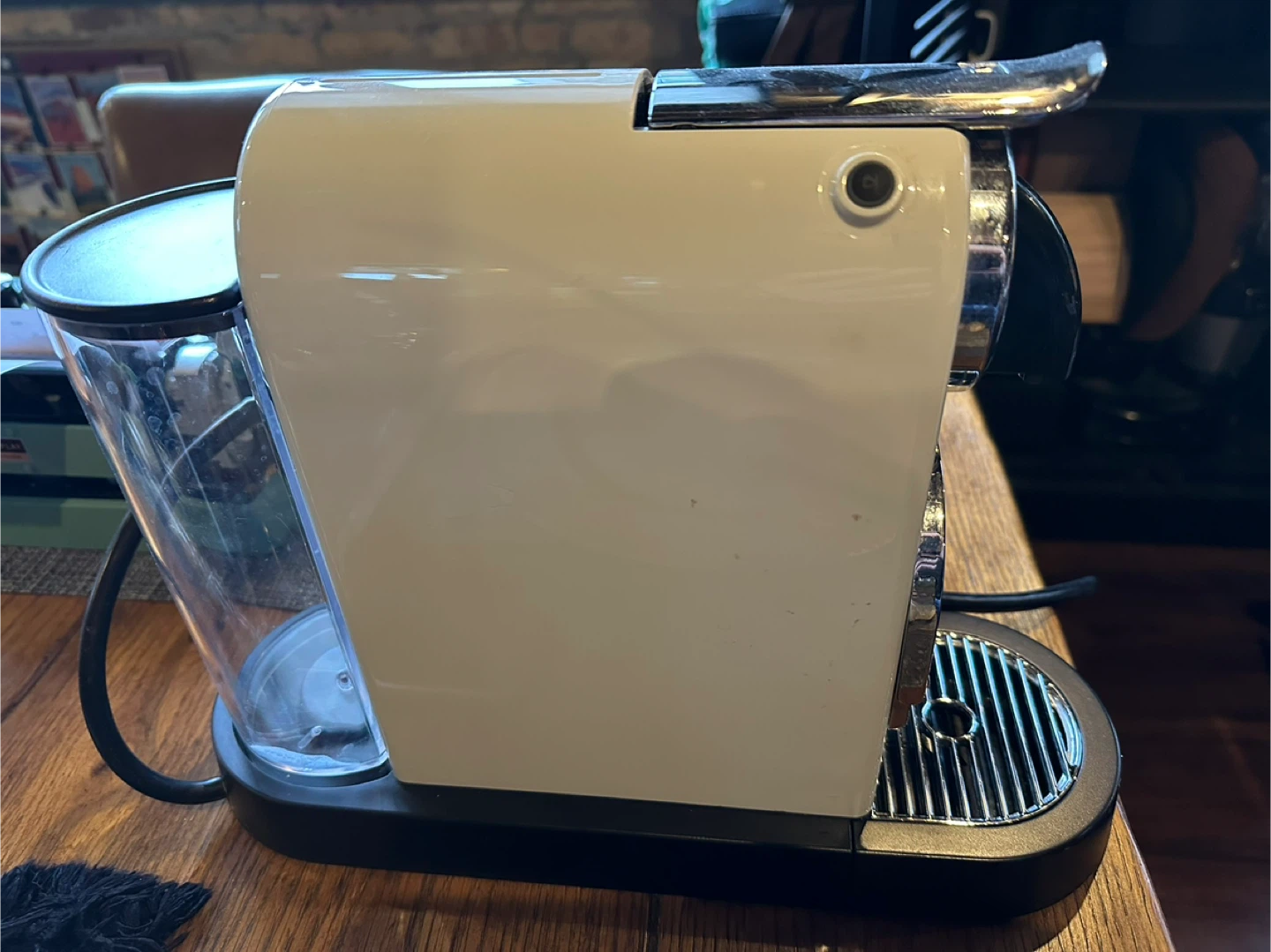 Nespresso CitiZ&Milk Coffee Maker with Aeroccino - photo 3