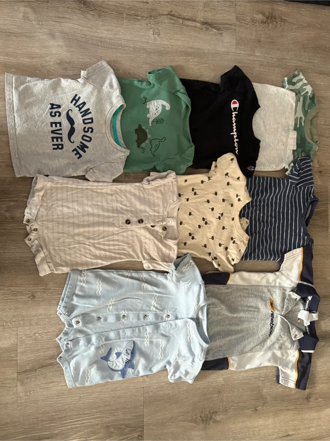 Mixed Baby Clothes Bundle image indicator(4)