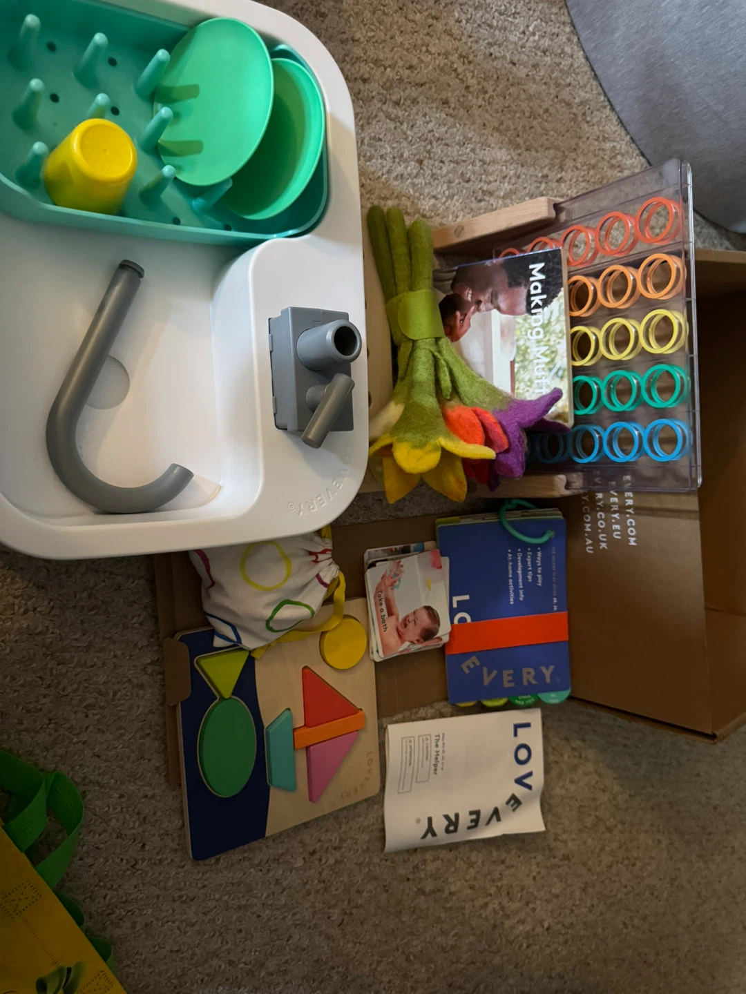 Lovevery The Helper Play Kit - Montessori Toy - photo 2