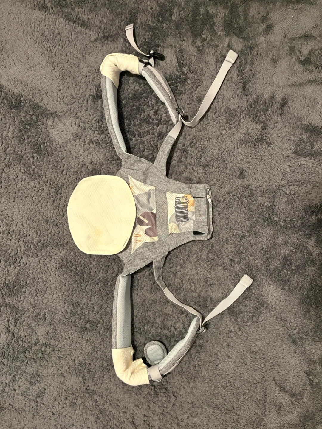 Bellababy Baby Carrier With Hip Seat – Great Condition + Box image indicator(3)