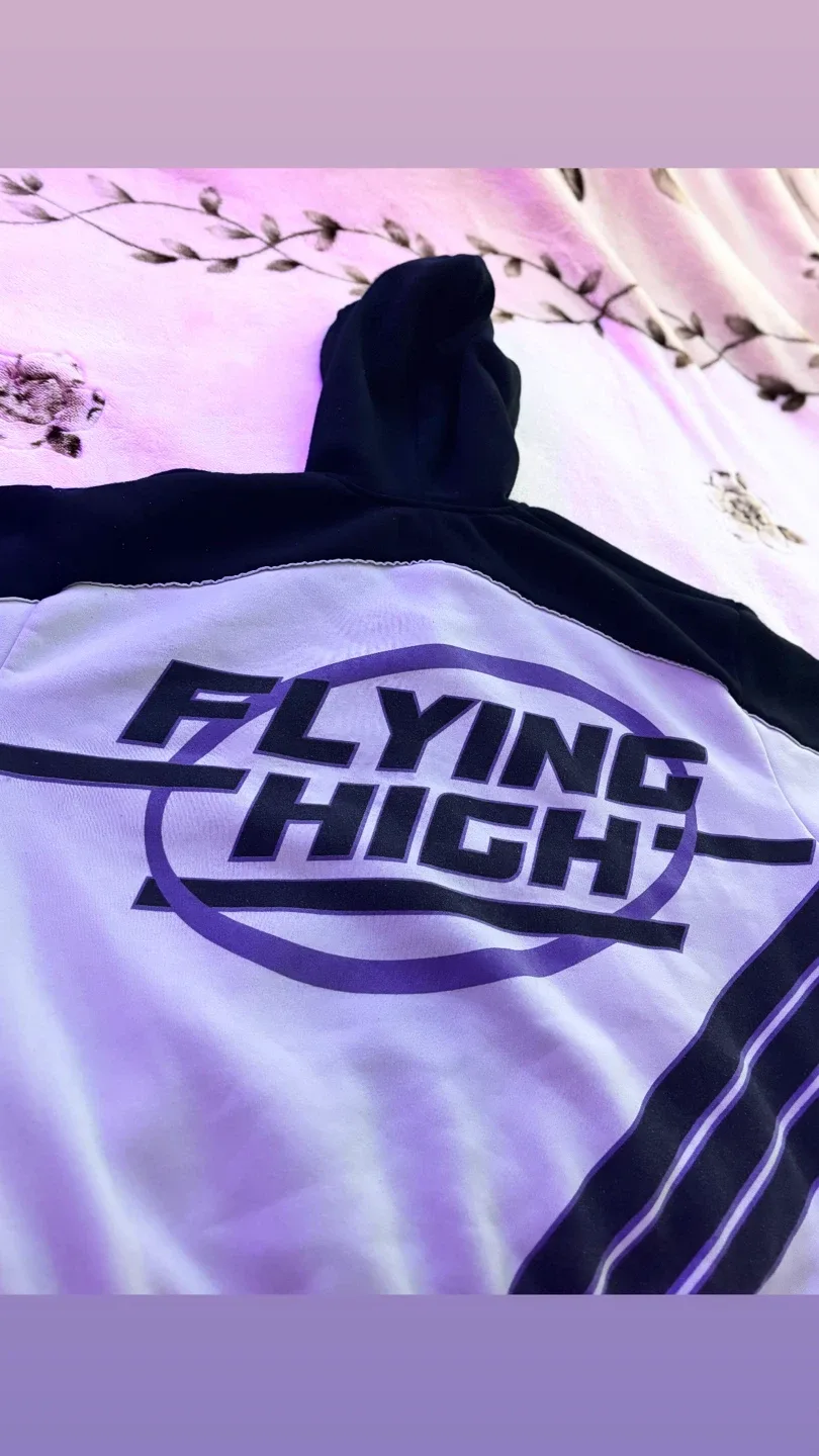 Aero Speed Flying High Black & White Hoodie image indicator(2)