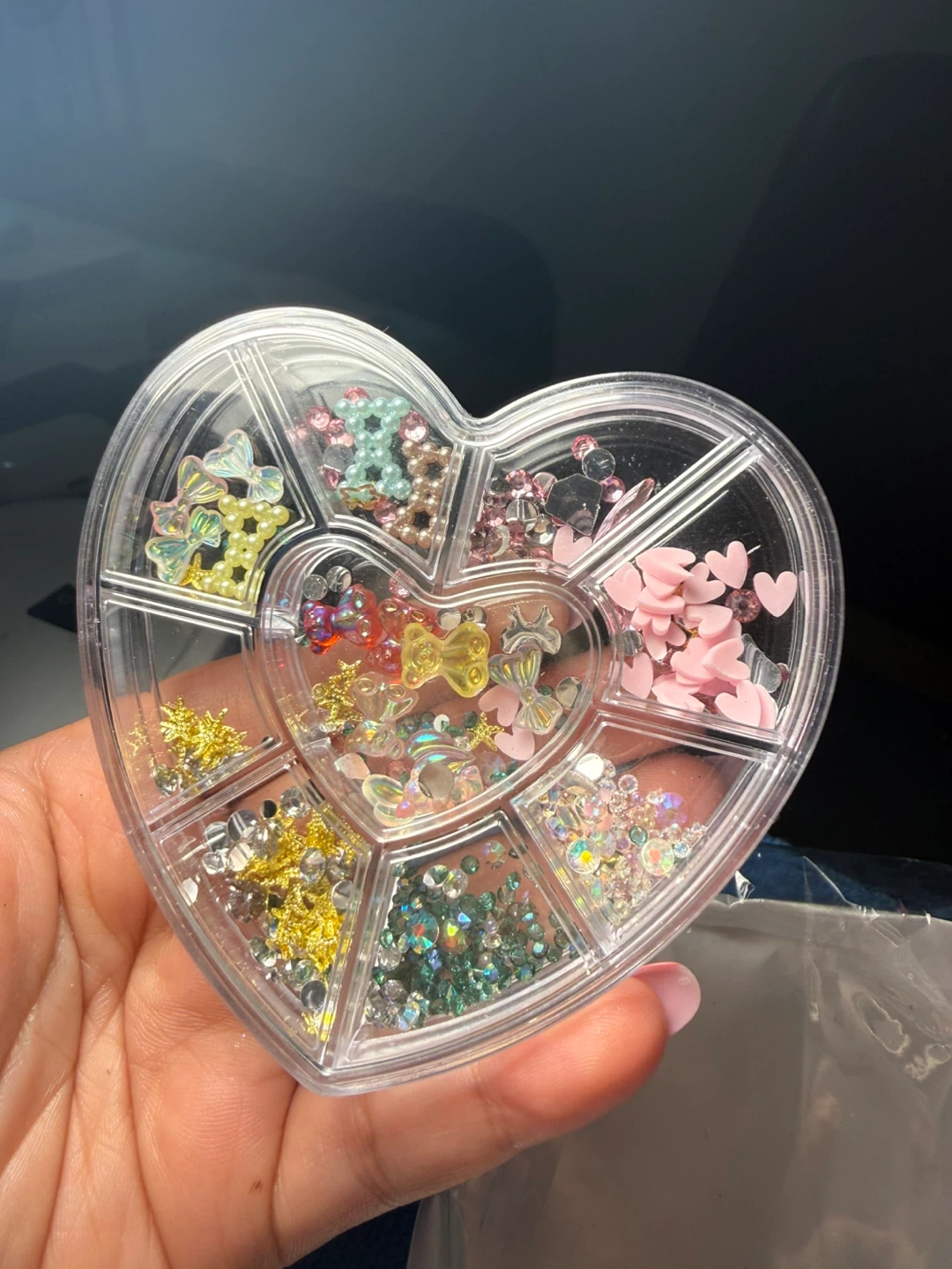 SAVNI Nail Decorations Crystal Accessories