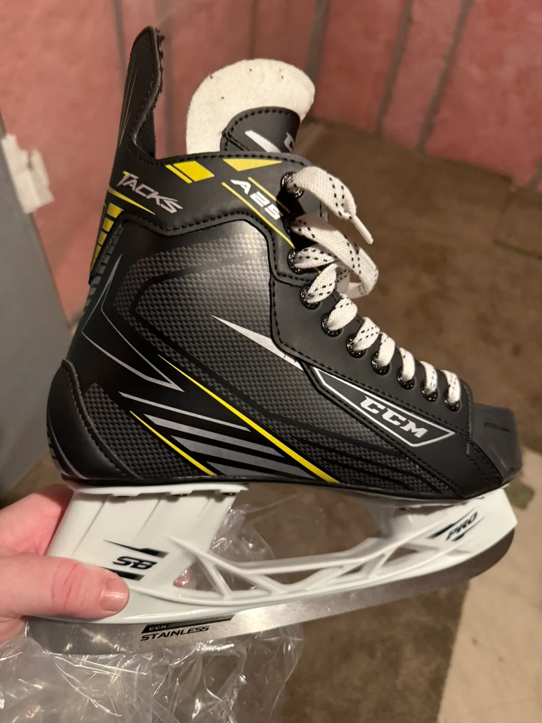 CCM Tacks A25 Pro Hockey Skates