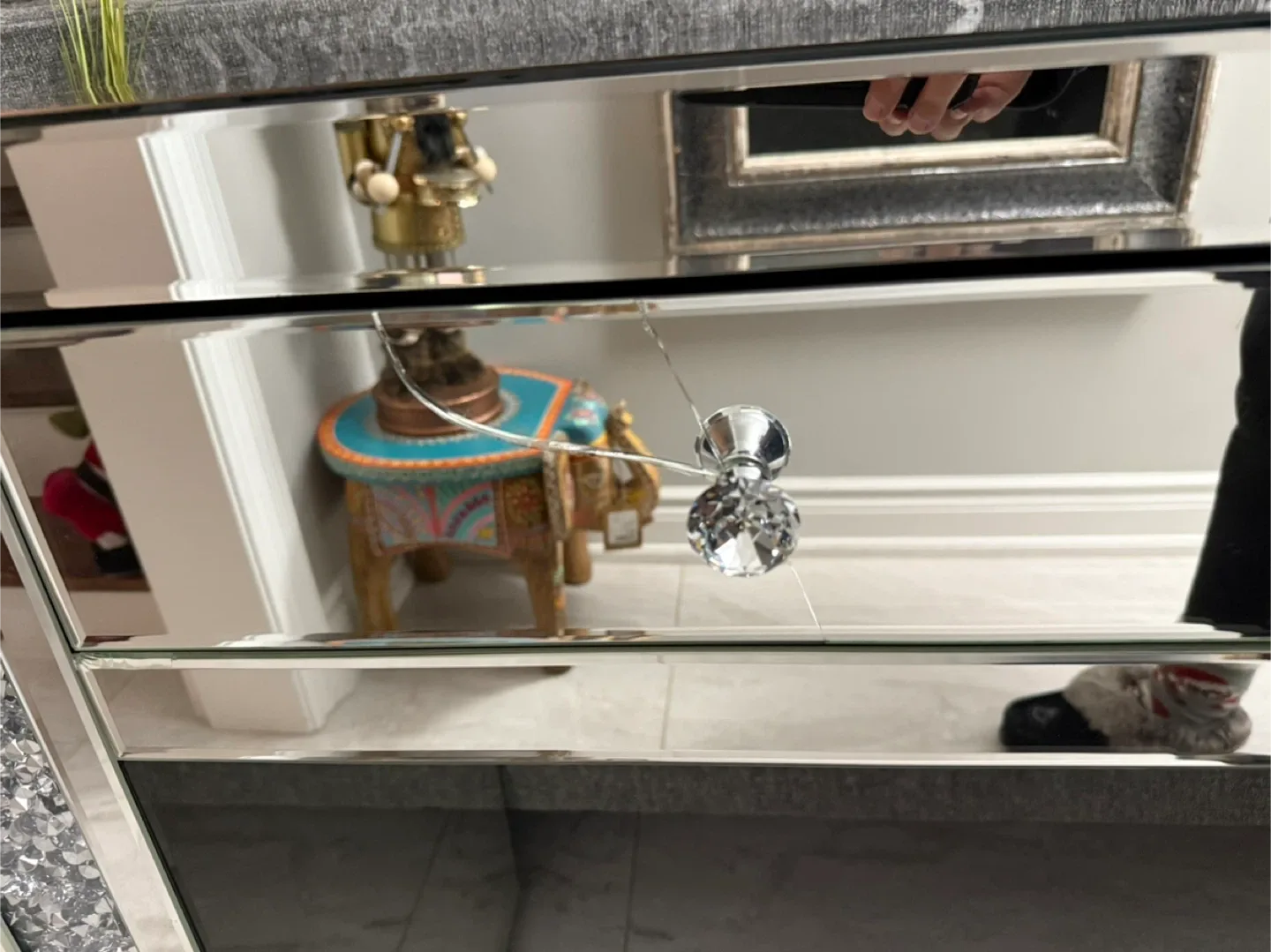 Mirrored Console Table with Crystal Accents image indicator(4)