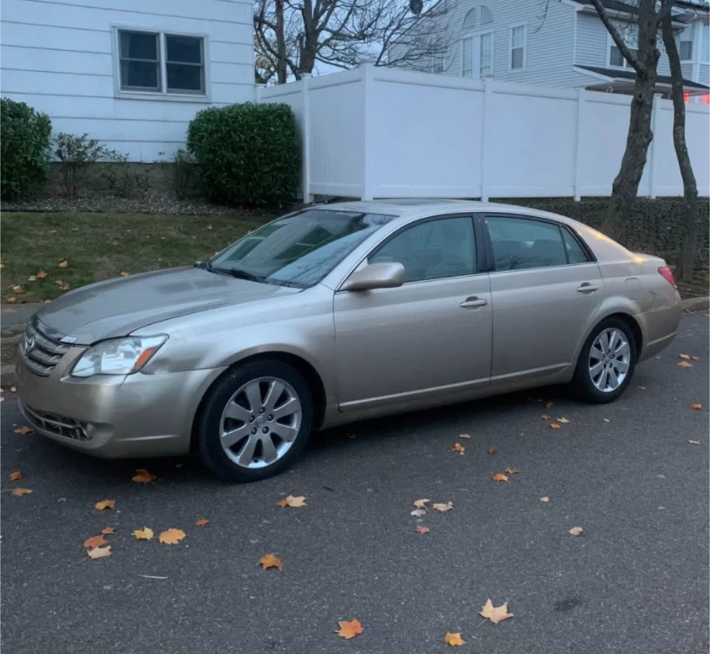2007 Toyota Avalon runs and drives great image indicator(3)