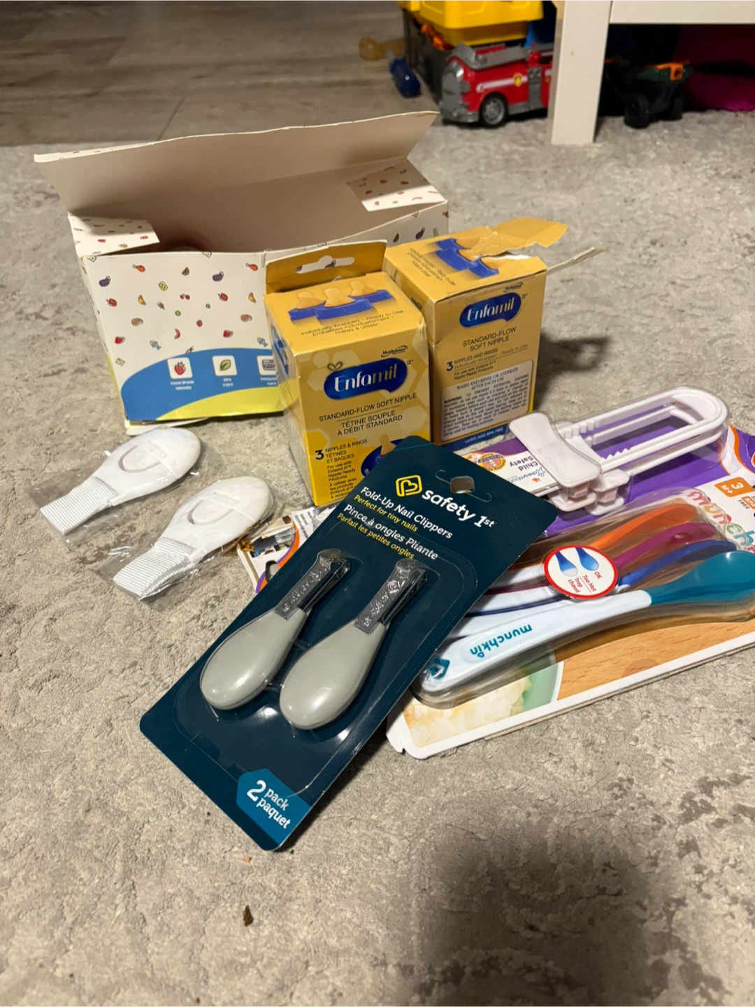 Baby Items: Enfamil Nipples, Safety 1st Nail Clippers
