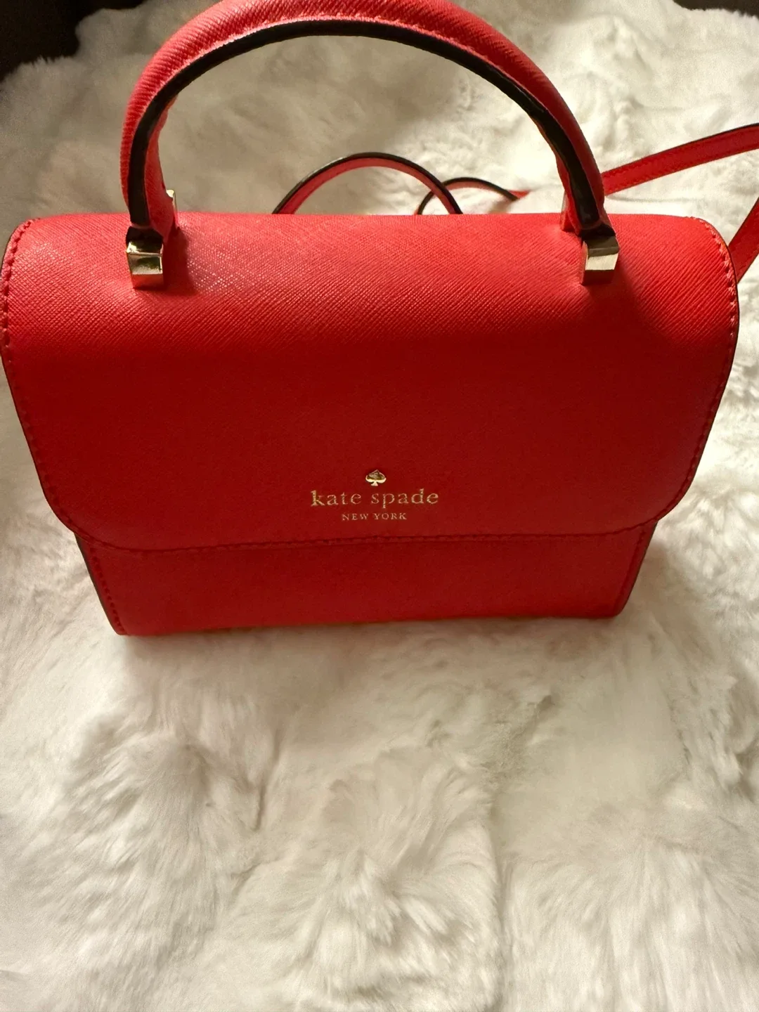 Kate Spade Red Handbag image indicator(2)