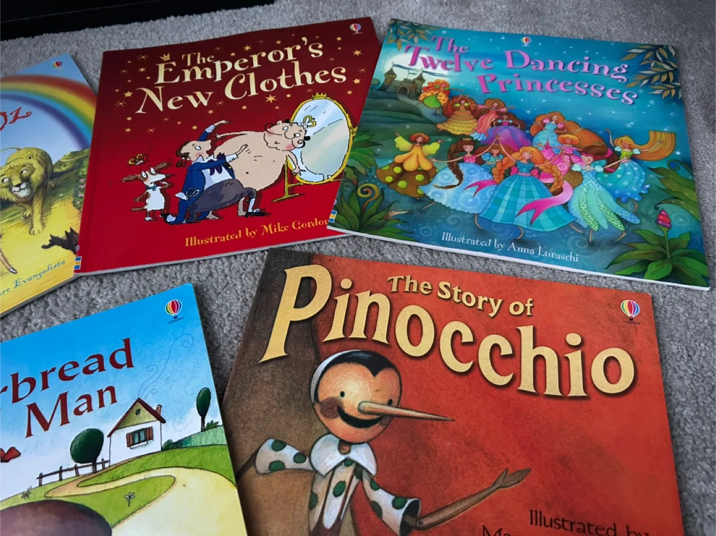 Usborne Children's Books Bundle image indicator(3)