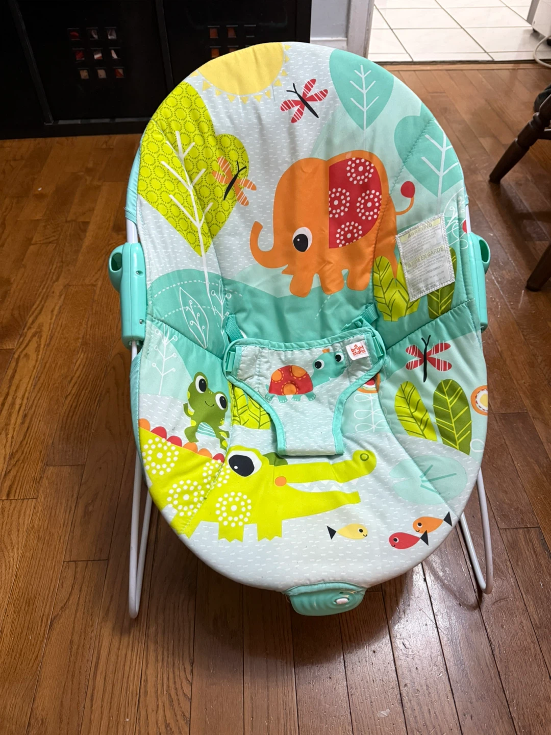 Free baby bouncer as is Without the arc