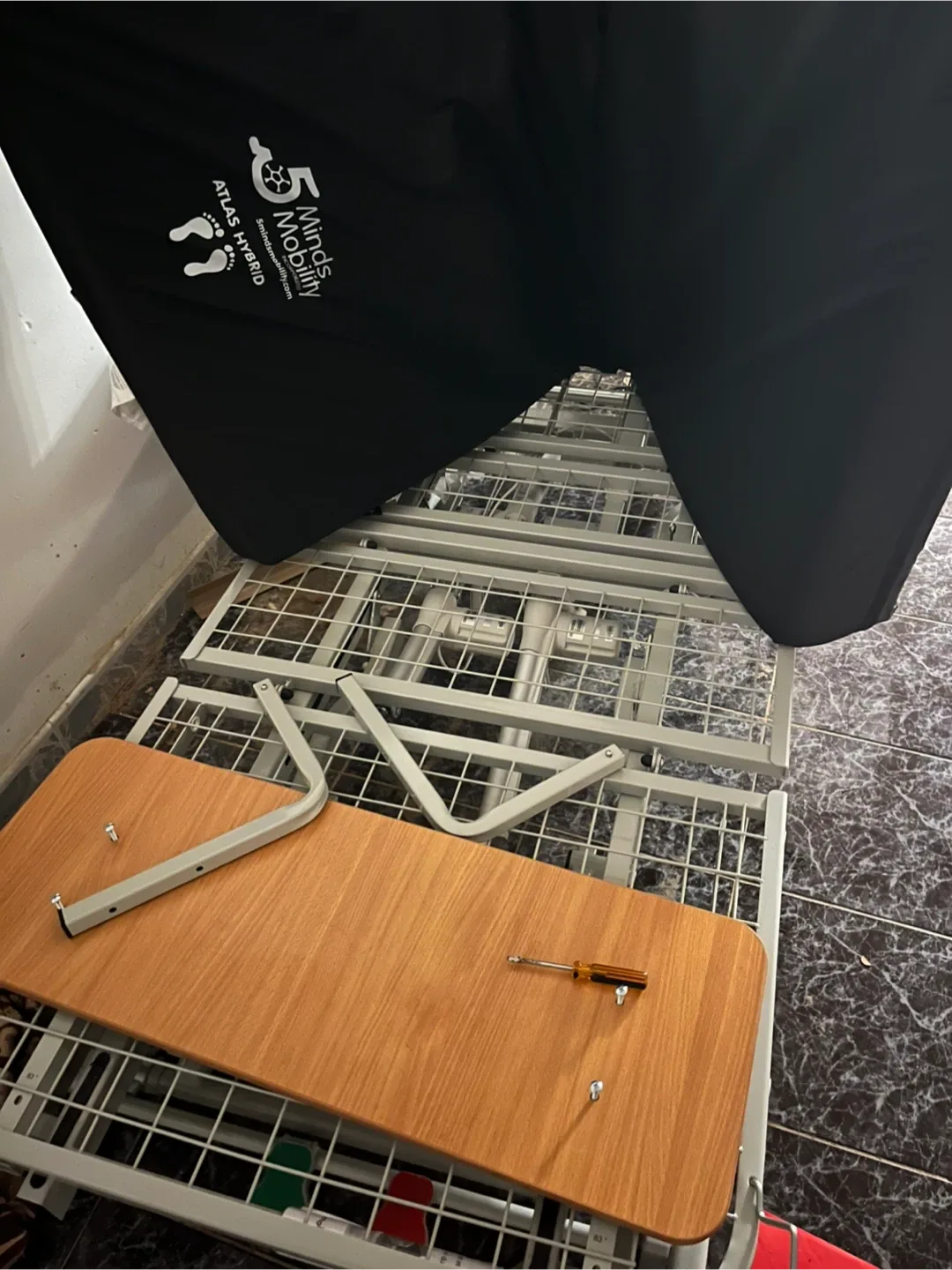 Adjustable Hospital Bed - 84 by 36 inch image indicator(2)