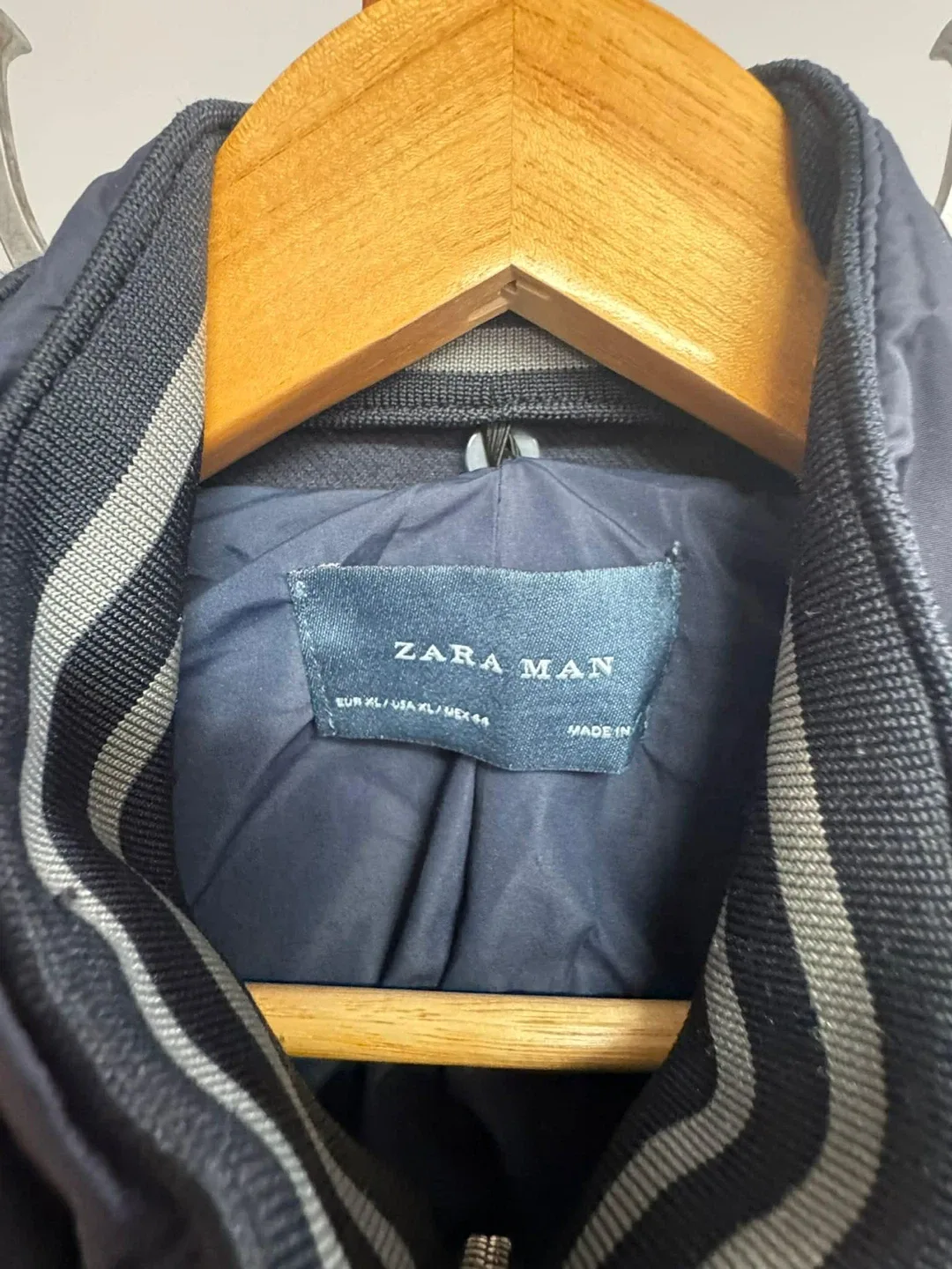 Zara Man Jacket image indicator(2)