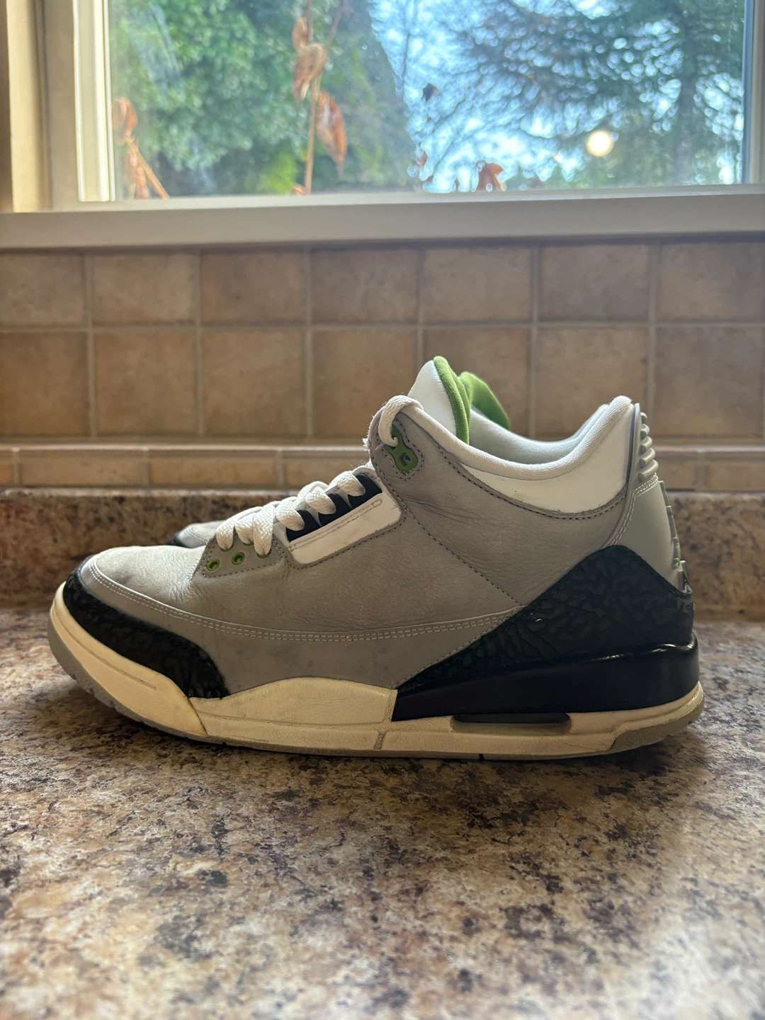 Jordan 3 Retro Grey/Green - photo 3
