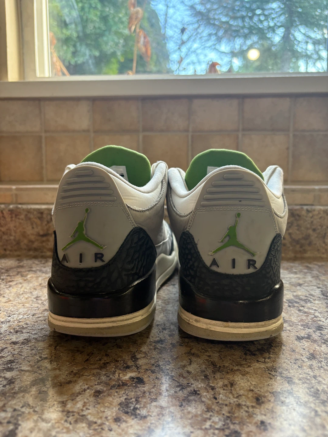 Jordan 3 Retro Grey/Green - photo 2