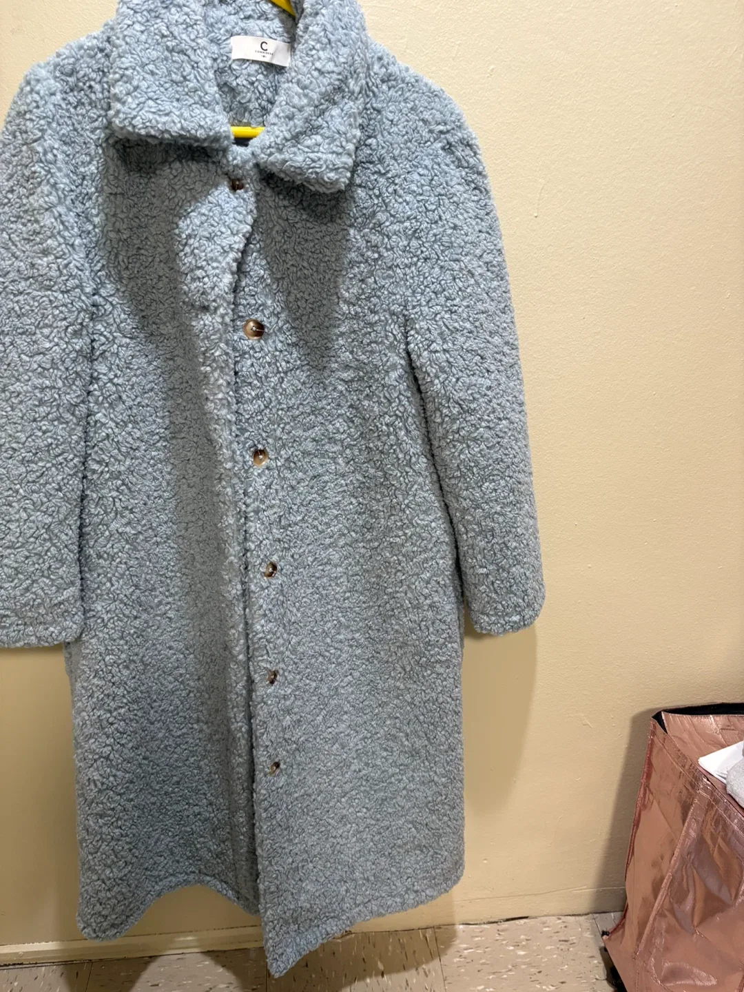 Commense Teddy Coat - Size Medium image indicator(2)