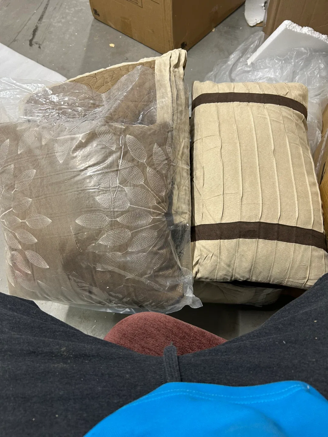 New Madison Park 7-Piece Queen Comforter Set - New image indicator(2)