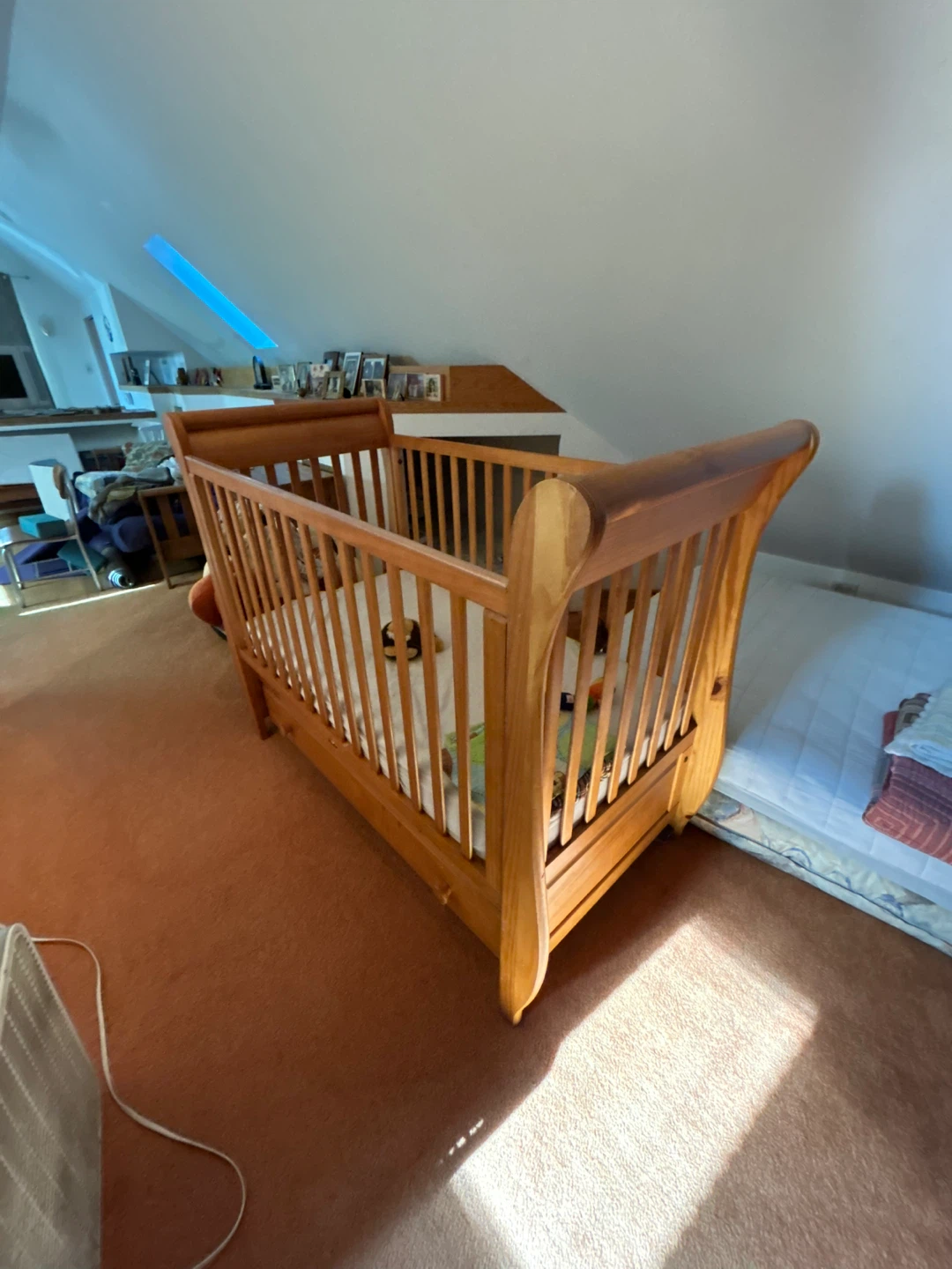 Wooden Baby Crib - photo 2