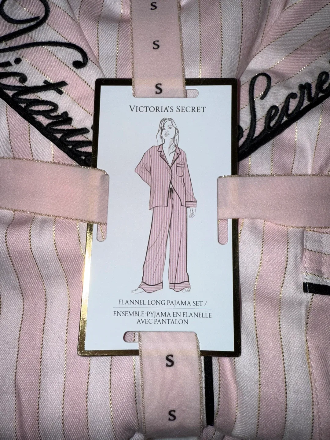 New Victoria's Secret Flannel Pajama Set - Size Small image indicator(2)