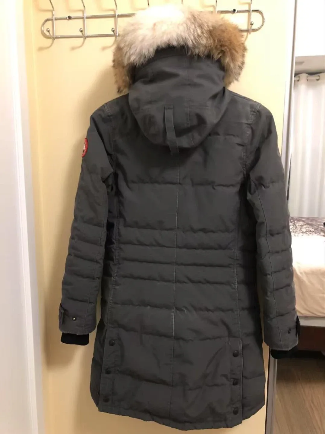 Canada Goose Montebello Parka Small Grey image indicator(3)