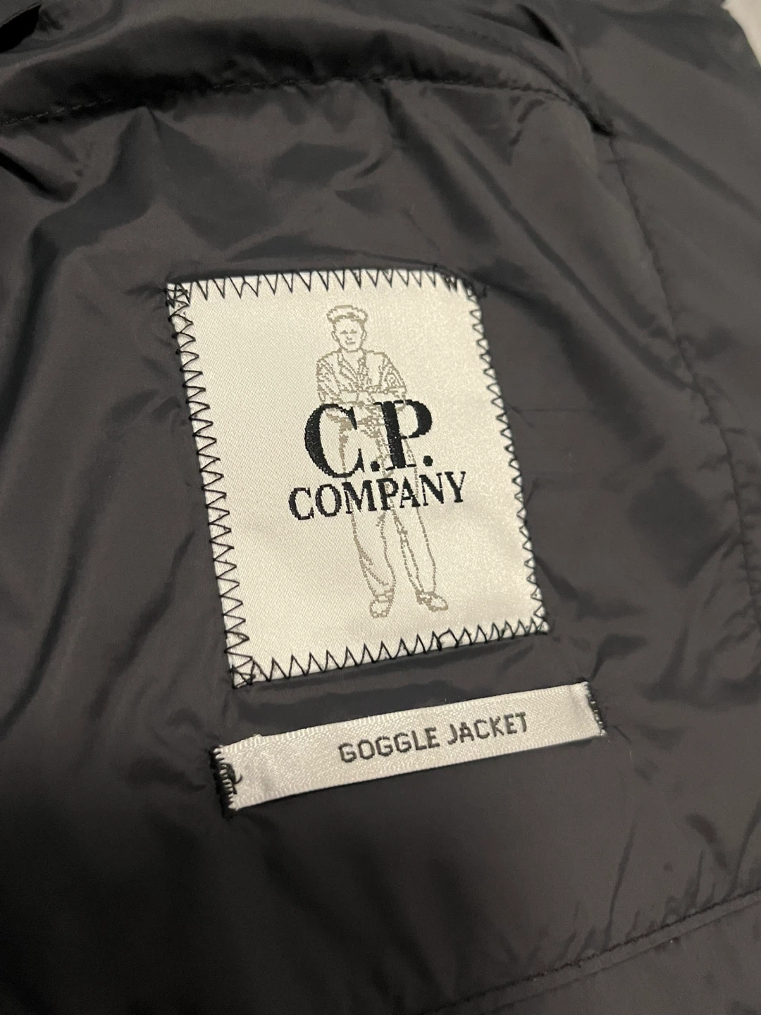 C.P. Company Black Goggle Jacket Men’s Size Large - photo 5