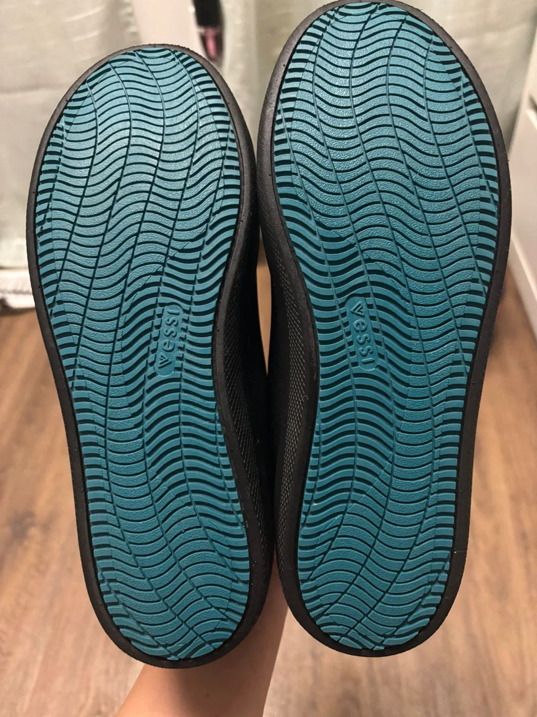 Vessi Soho Women's Size 6 Black Shoes image indicator(3)