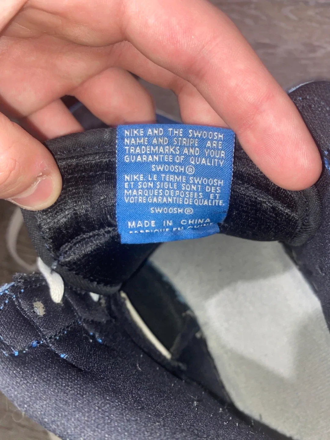 Nike Air Jordan 1 Retro High image indicator(5)