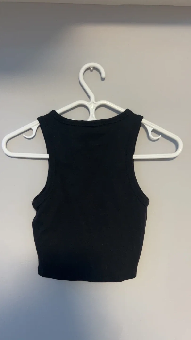 Forever 21 Black Tank Top image indicator(2)