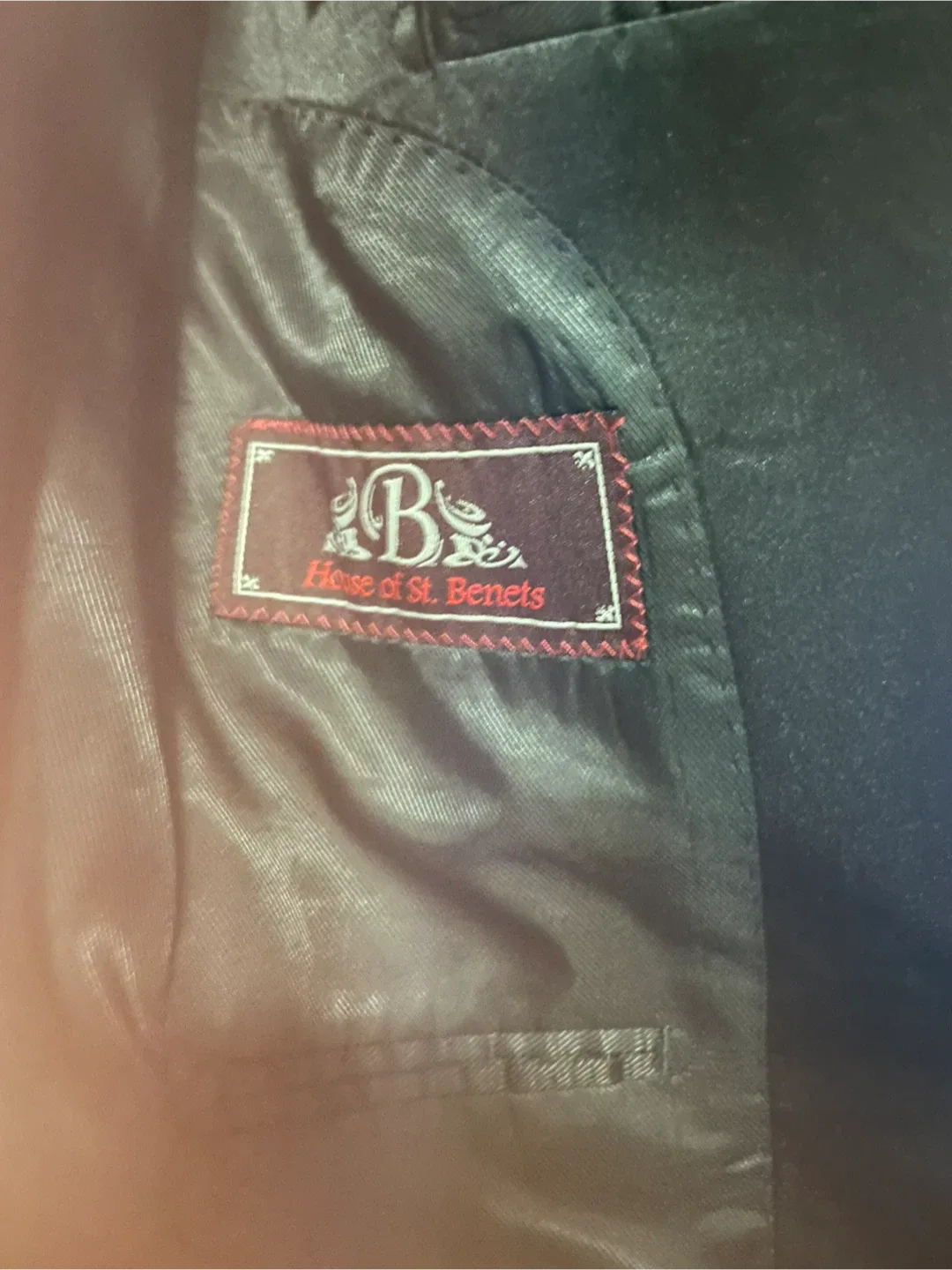 NICE BLACK TUXEDO - Size 34S/27W image indicator(3)