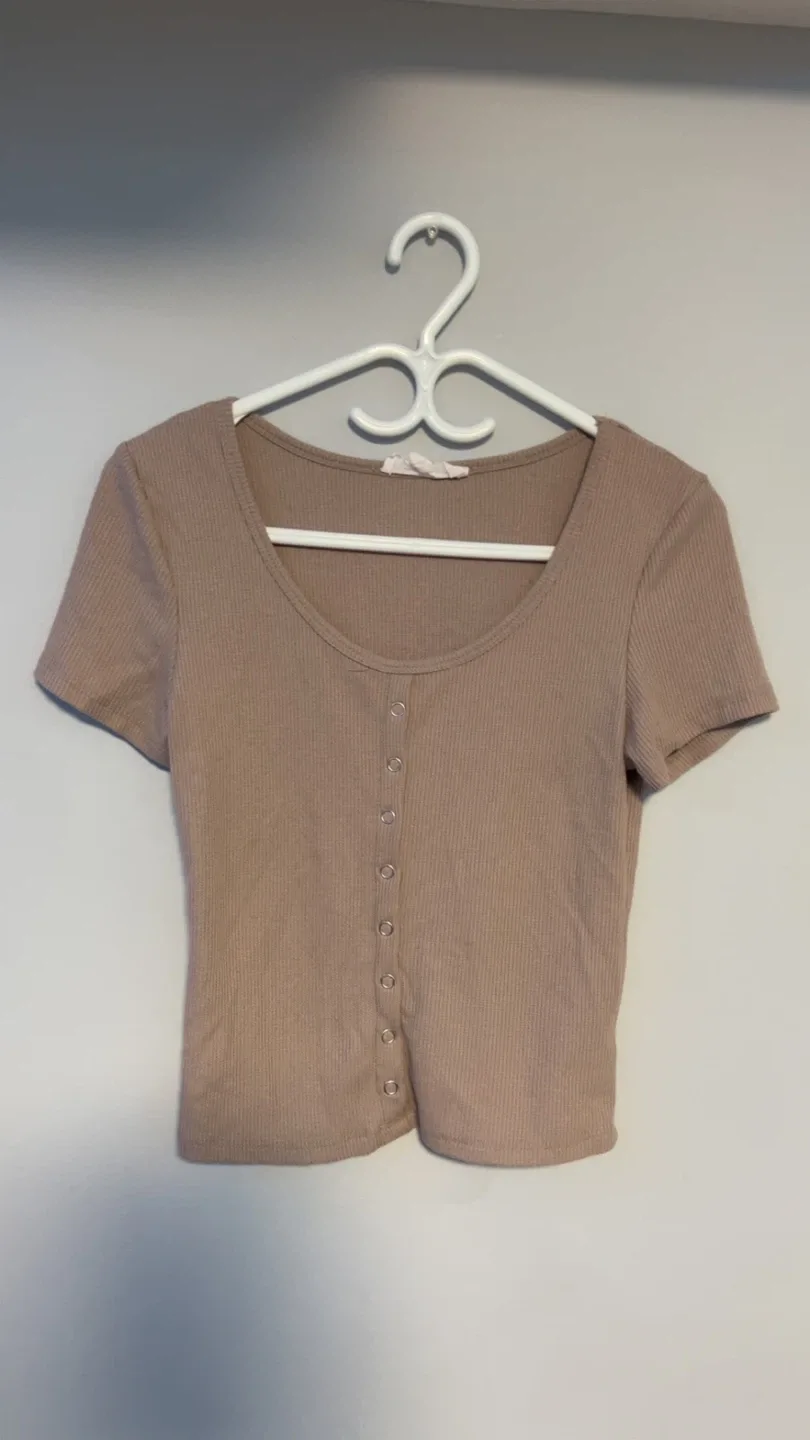 Taupe Button-Up Ribbed Tee