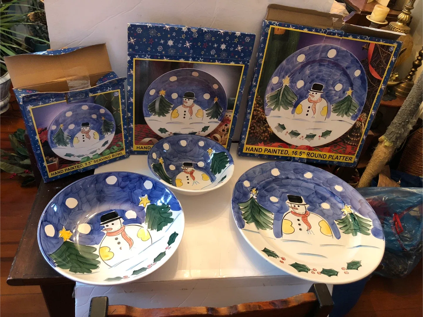 Christmas Serving Dishes Set of 3. New in Box.