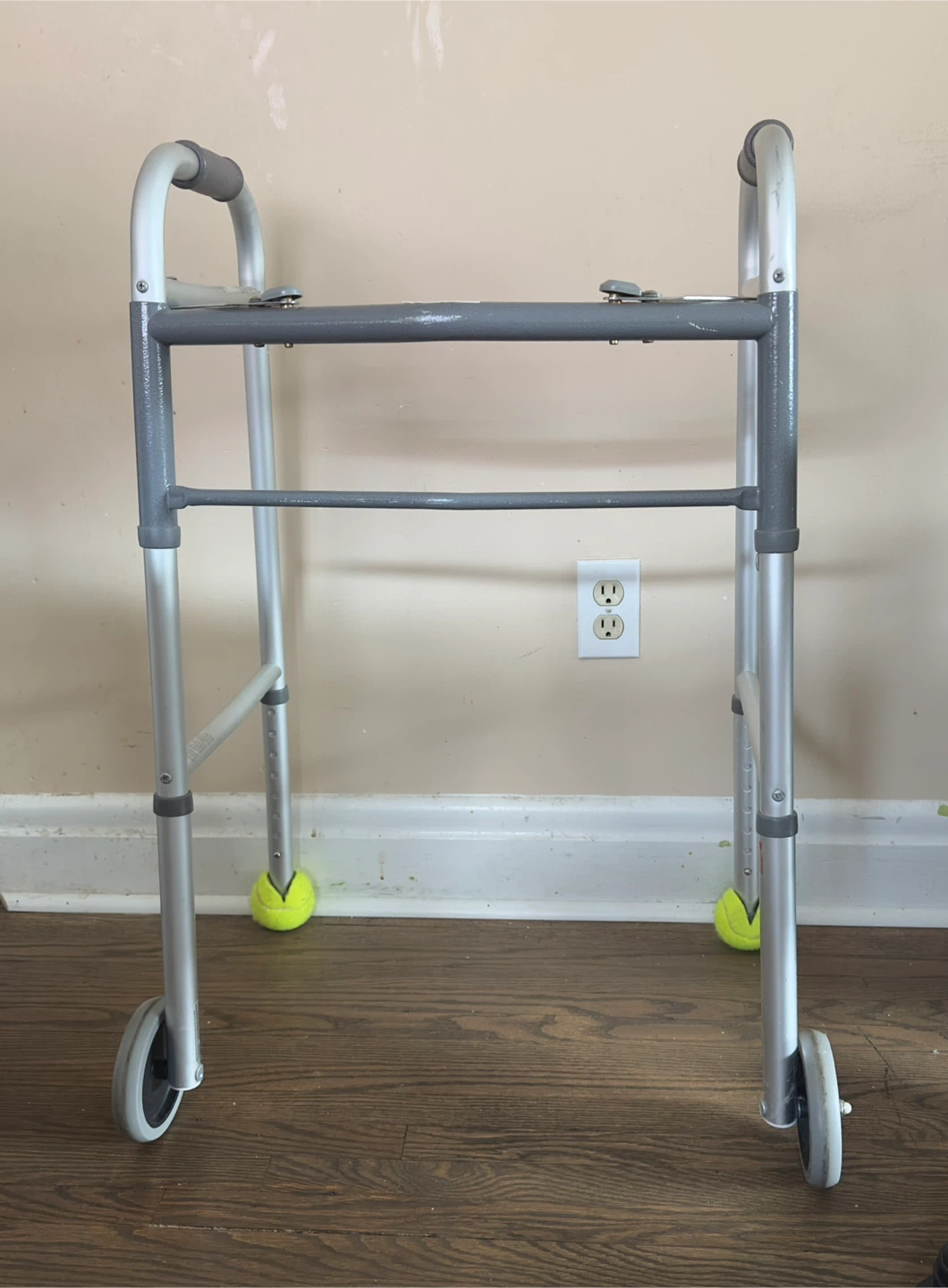 Guardian Walker with Wheels