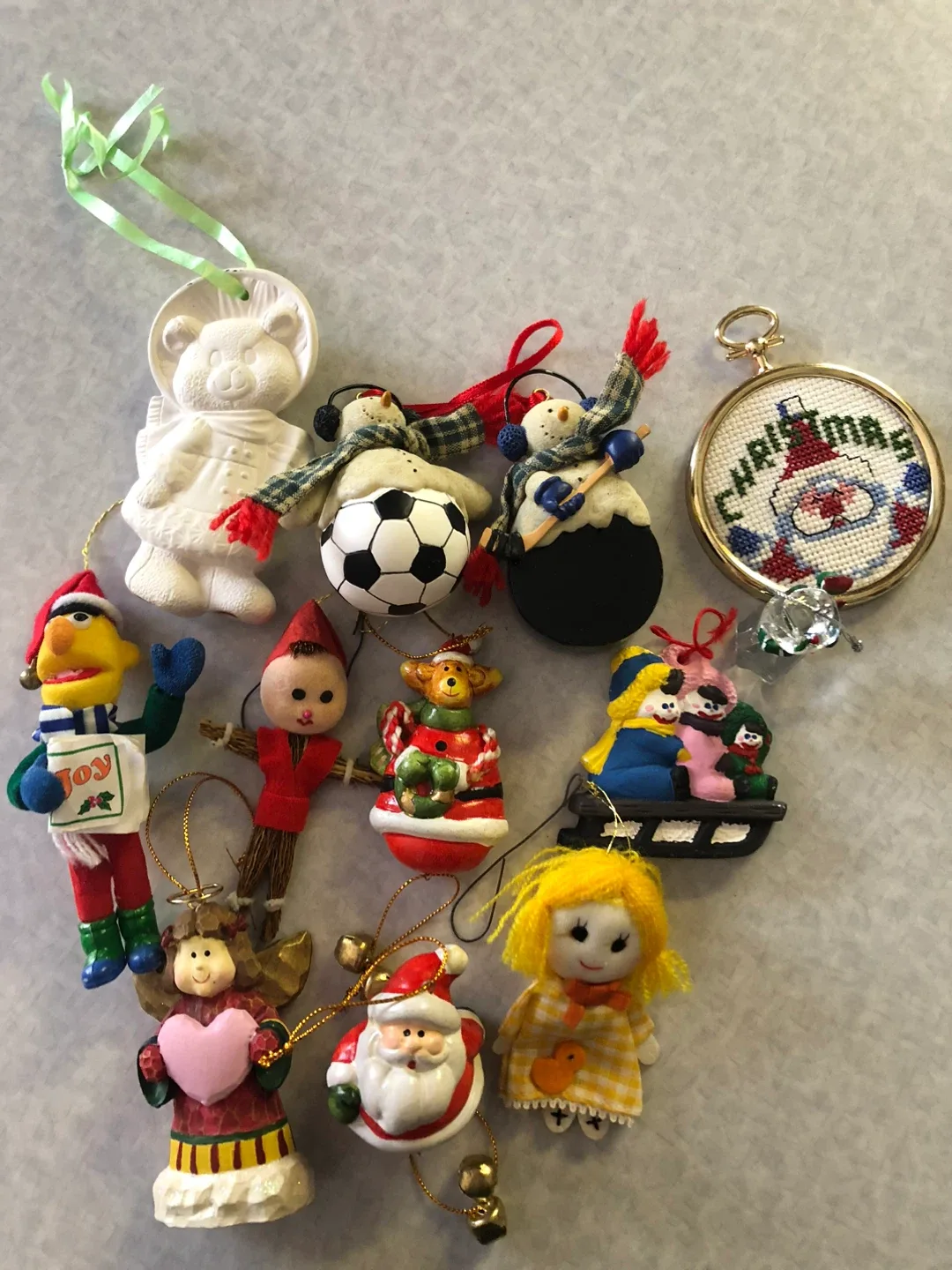 Vintage Christmas Tree Ornaments image indicator(2)