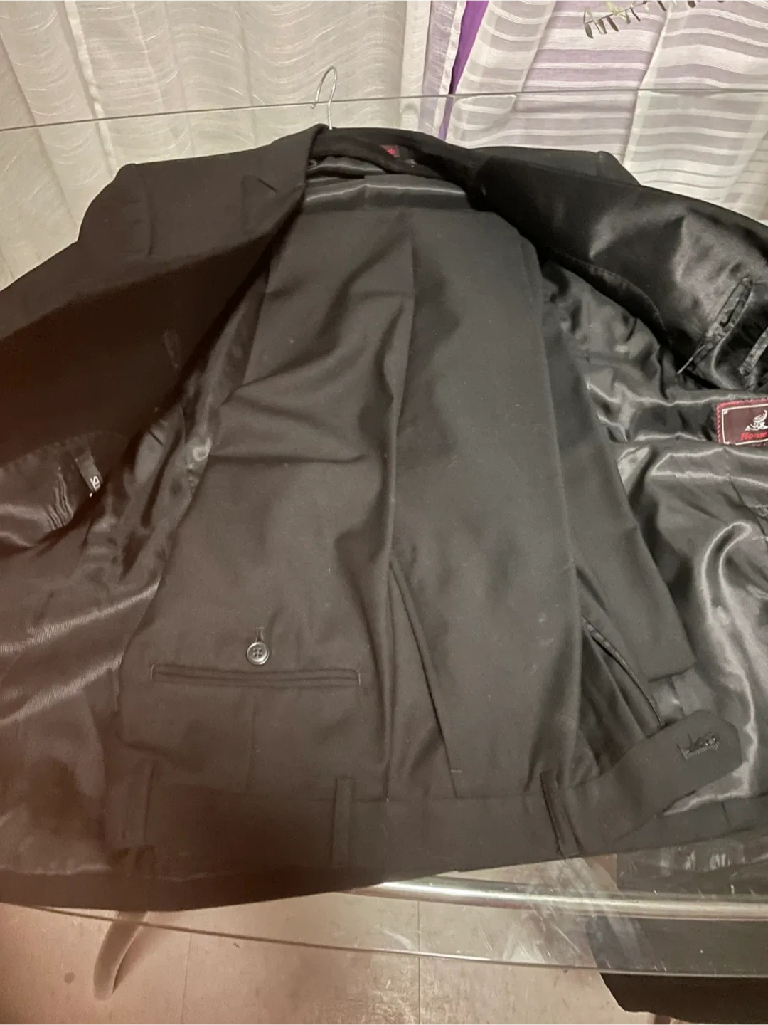 NICE BLACK TUXEDO - Size 34S/27W image indicator(6)