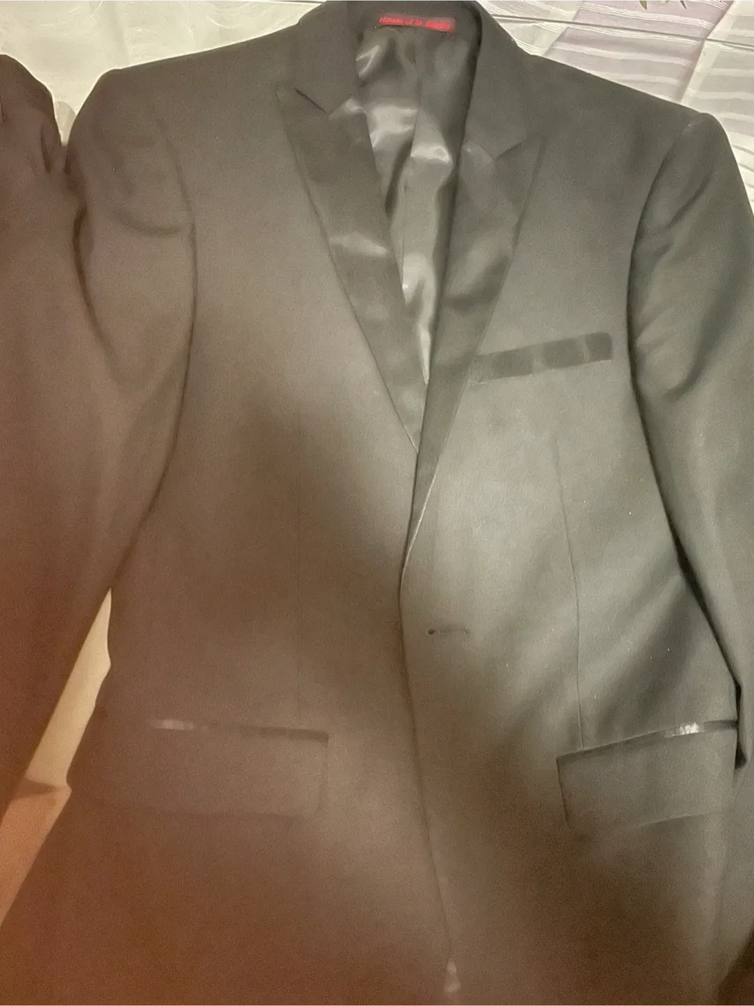 NICE BLACK TUXEDO - Size 34S/27W image indicator(5)