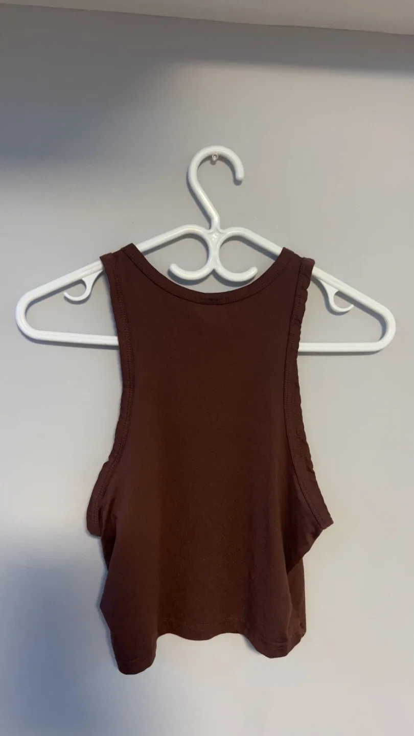 4pcs Pack Crew Neck Tank Tops image indicator(4)