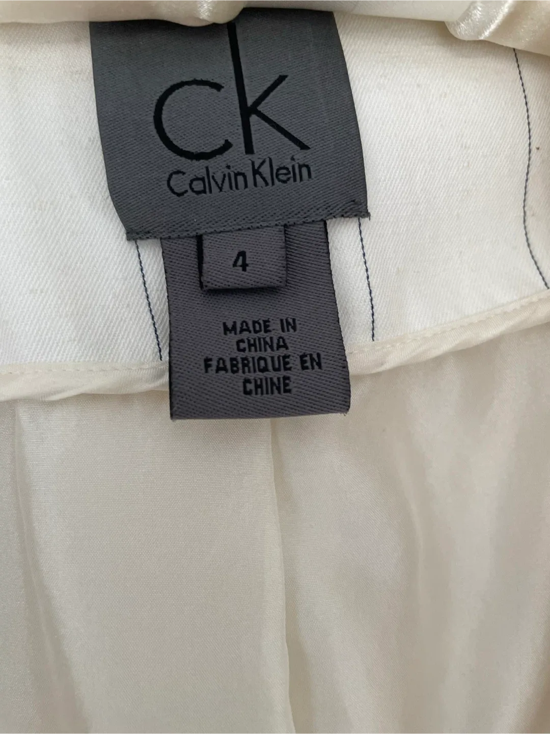 Calvin Klein White Pinstripe Blazer - Size 4 image indicator(4)