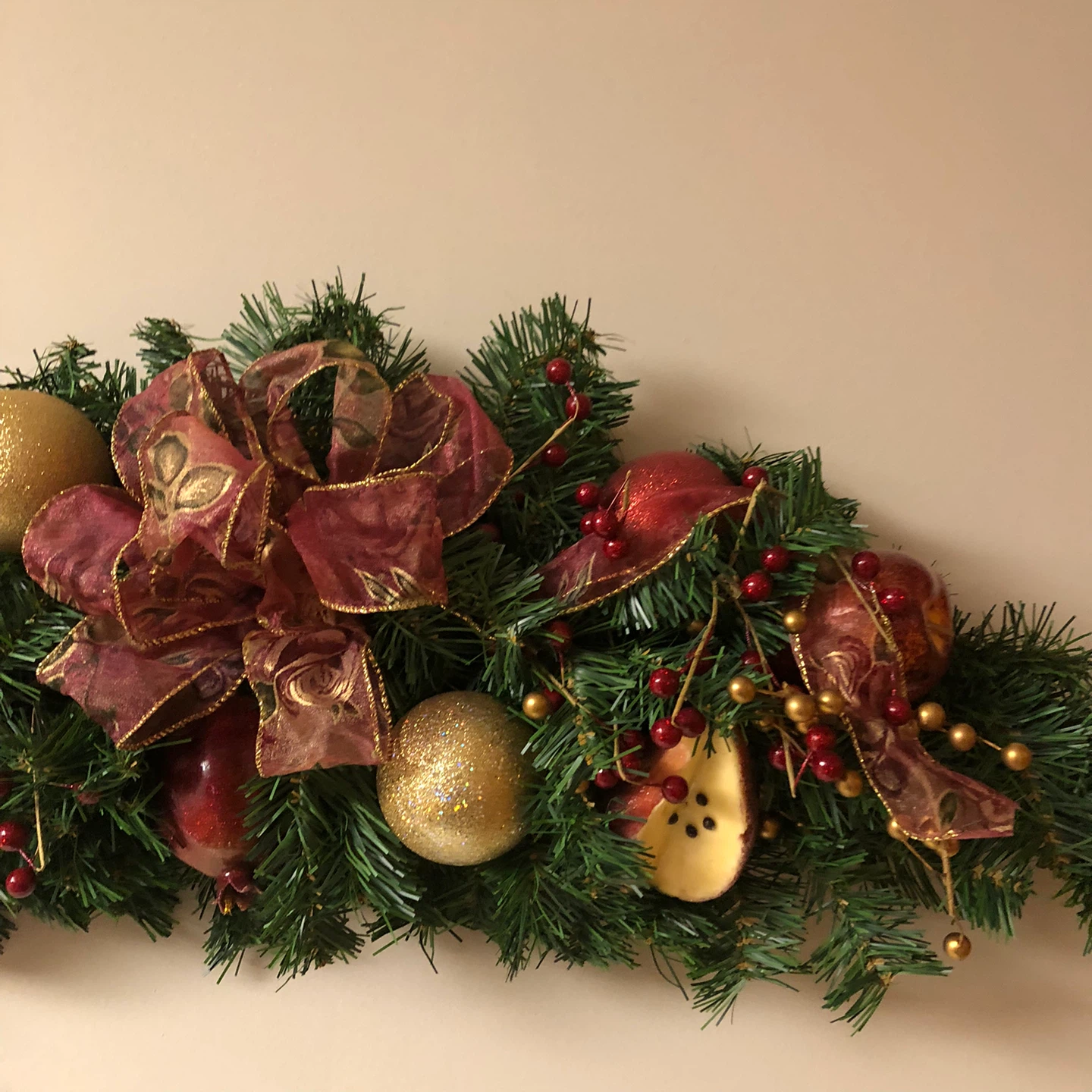 Festive Fruit Swag - photo 3