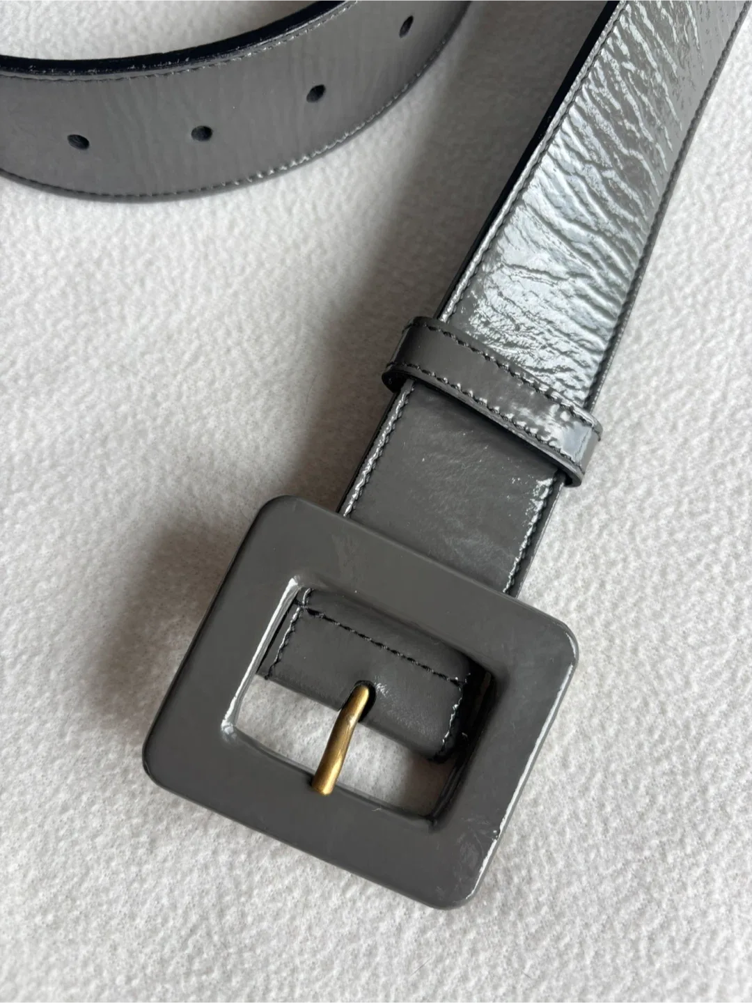 YSL Saint Laurent Grey Patent Leather Belt image indicator(6)