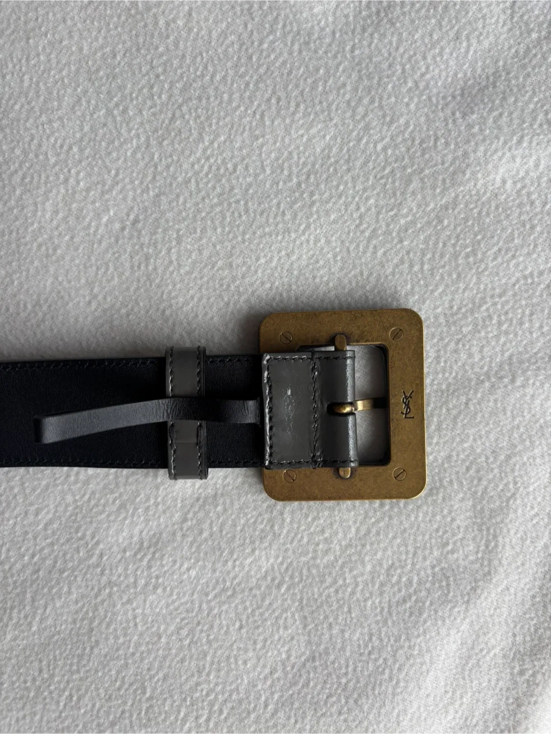 YSL Saint Laurent Grey Patent Leather Belt image indicator(4)