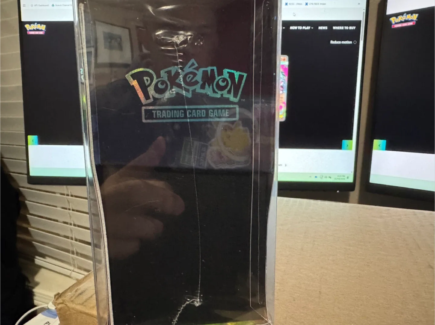 Pokemon TCG Mega Evolution Phantasmal Flames ETB image indicator(4)