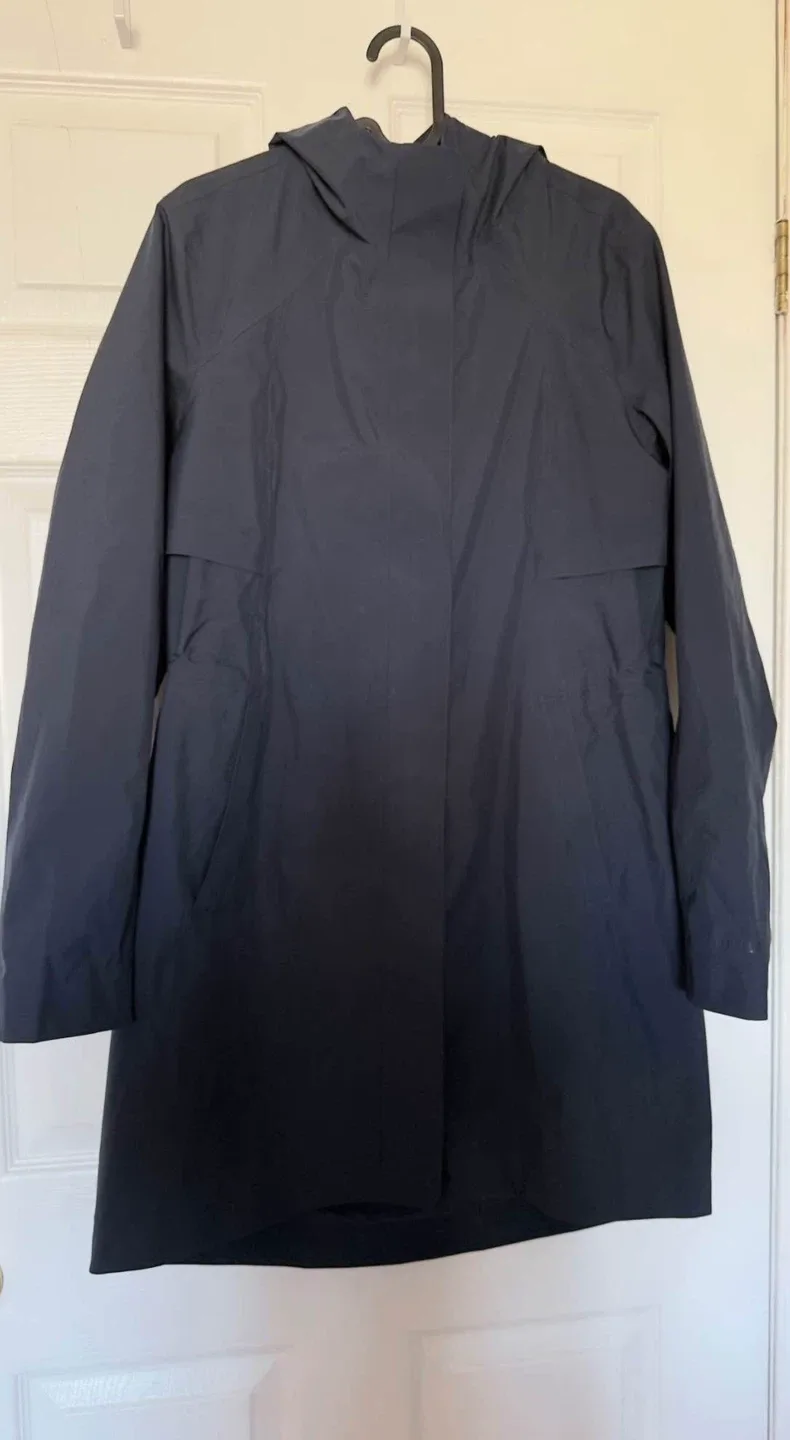 Lululemon Rain Rebel Jacket image indicator(9)