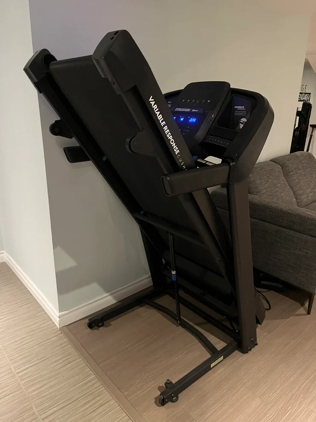 Horizon Variable Response Cushioning Treadmill image indicator(3)