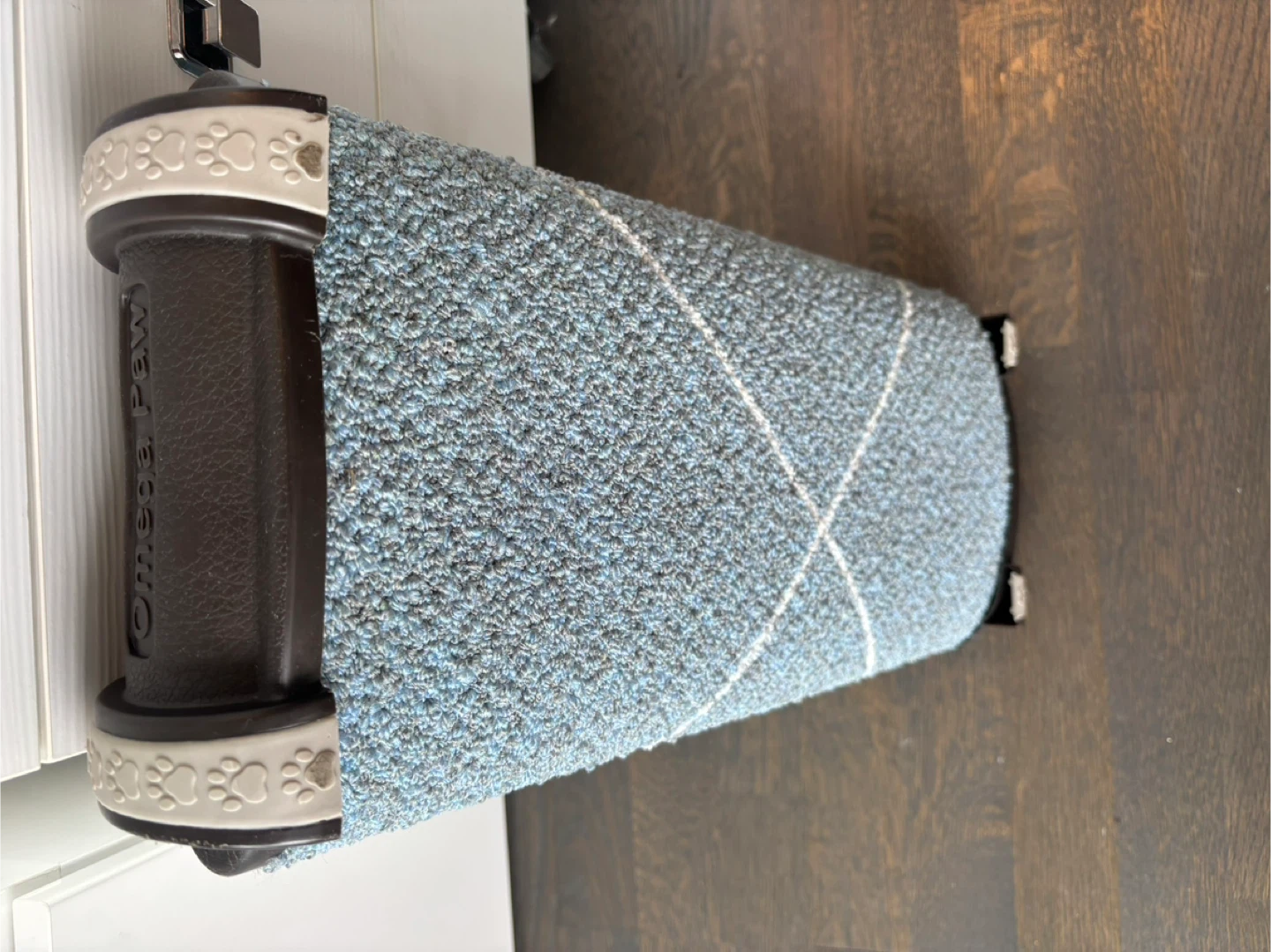 Omega Paw Wide Lean-It Everywhere Scratch Pad 20-Inch with Bed - photo 3