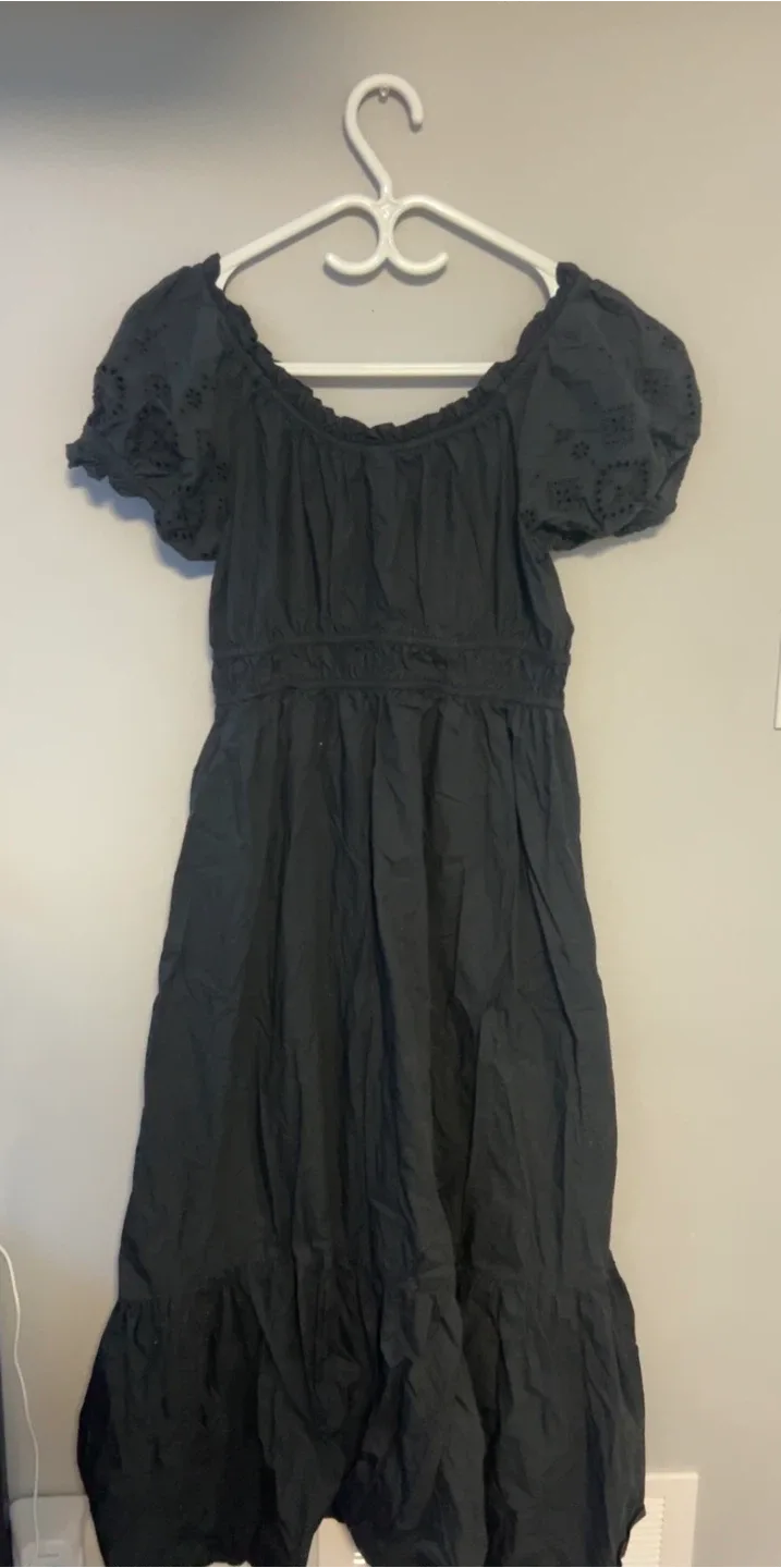 Black Off-the-Shoulder, Midi Dress image indicator(3)