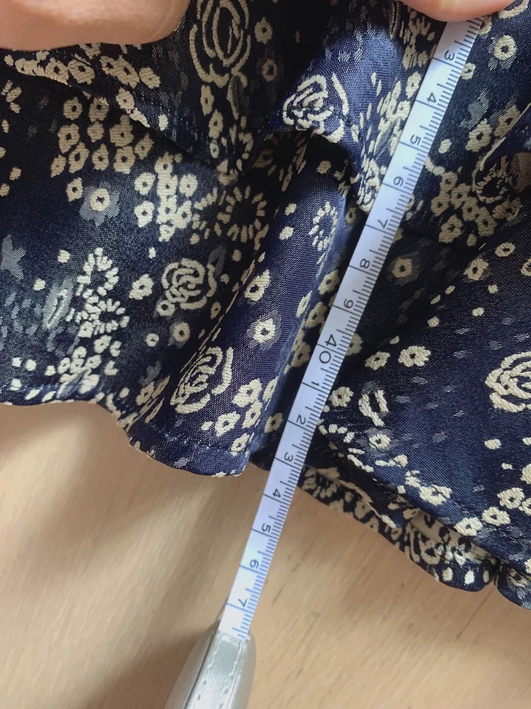 New Zara Skirt - Size XS image indicator(5)